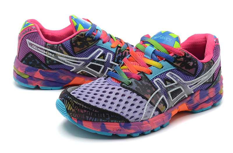 Asics Gel Noosa Tri 8 femme  chaussures asics tiger classic